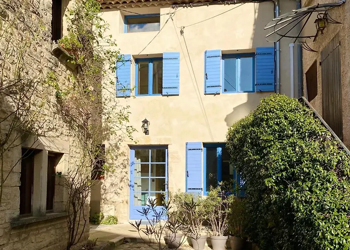 Charmante Maison De Village Au Coeur Du Luberon